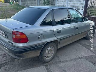 Vând Opel Vectra, 1995, benzină, manuala. Piata auto Pridnestrovie, Tiraspol. AutoMotoPMR.