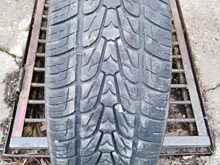 Wheels and tires in Moldova and Pridnestrovie. Продам резину комлект RoADSTONE 265/60/18 г.Тирасполь