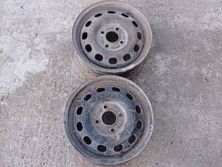 Wheels and tires in Moldova and Pridnestrovie<span class="ans-count-title"> 871</span>. Продам два диска 4/108 R-14