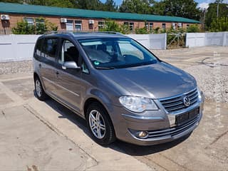 Vând Volkswagen Touran, 2008, benzină-gaz (metan), manuala. Piata auto Pridnestrovie, Tiraspol. AutoMotoPMR.