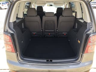 Vând Volkswagen Touran, 2008, benzină-gaz (metan), manuala. Piata auto Pridnestrovie, Tiraspol. AutoMotoPMR.