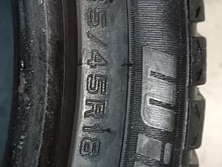 Продам шины  235/45 R18", 4 шт. Шины в ПМР, Тирасполь. АвтоМотоПМР - Авторынок ПМР.