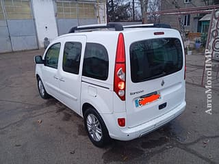 Вместительный минивен в отличном состоянии  пишите