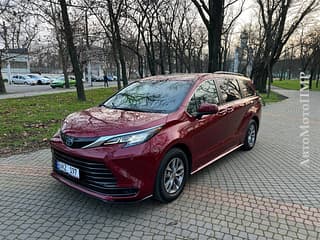 Toyota Sienna 2023 г.в.