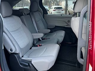 Шикарный семейный автомобиль пишите на обмен 77751188