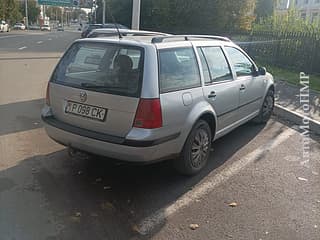 Selling Volkswagen Golf, 2002 made in, petrol, mechanics. PMR car market, Tiraspol. 