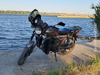 Продам мотоцикл по документам 50сс, по факту 125сс. Мотоциклы в ПМР