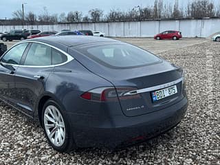 Tesla Model S, 2017, электро, автомат. Тирасполь