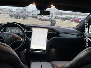 Tesla Model S, 2017, электро, автомат. Тирасполь