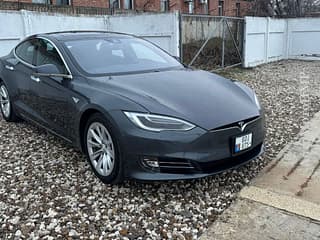 Tesla Model S, 2017, электро, автомат. Тирасполь