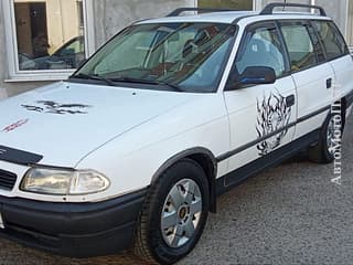 Отличный автомобиль на автомате! хорошая комплектация! Тирасполь. Диски 5×112, 7j×16Н2,ЕТ-39 отл сост. Для Ауди, VW, Шкода с летней резиной 205"60/16 Лауфен