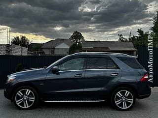 Selling Mercedes M Class, 2013, diesel, аutomatic. PMR car market, Tiraspol. 