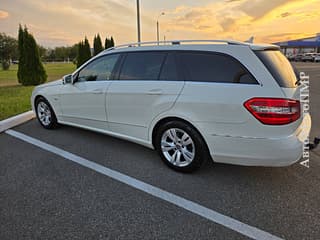 Свежепригнан растаможен отличный мерседес на обмен можно