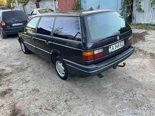 Selling Volkswagen Passat, 1993 made in, petrol, mechanics. PMR car market, Tiraspol. 