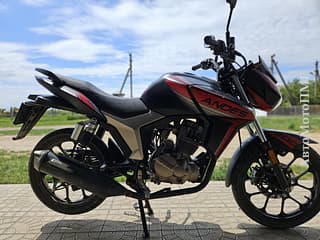 200 cc. Moto vehicles and spare parts