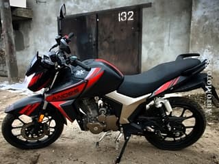 200 cc. Продам мопед на запчасти