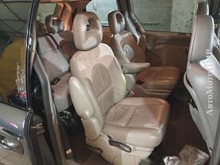 Надежный минивен для всей семьи 7 мест на обмен пишите