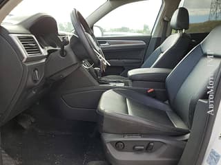Продам Volkswagen Touareg, 2018, бензин, автомат. Авторынок ПМР, Тирасполь. АвтоМотоПМР.