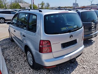 Vând Volkswagen Touran, 2007 a.f., benzină-gaz (metan), mecanica. Piata auto Pridnestrovie, Tiraspol. AutoMotoPMR.