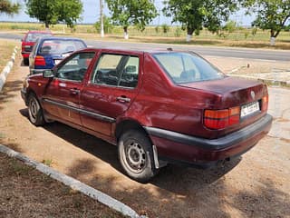 Selling Volkswagen Vento, 1993, gasoline-gas (methane), mechanics. PMR car market, Tiraspol. 