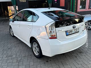 Vând Toyota Prius, 2010 a.f., гибрид-газ (метан), mașinărie. Piata auto Pridnestrovie, Tiraspol. AutoMotoPMR.