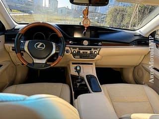 Продам Lexus Es Series, 2014 г.в., гибрид, автомат. Авторынок ПМР, Тирасполь. АвтоМотоПМР.