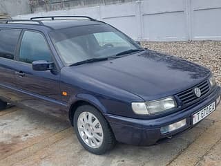 Selling Volkswagen Passat, 1996 made in, gasoline-gas (methane), mechanics. PMR car market, Tiraspol. 