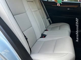 Лексус гибрид в хорошей комплектации пишите 77751188 ватс телегр