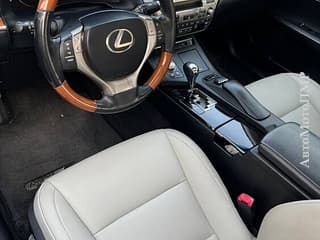 Лексус гибрид в хорошей комплектации пишите 77751188 ватс телегр