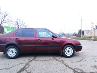 Selling Volkswagen Vento, 1992 made in, petrol, mechanics. PMR car market, Tiraspol. 