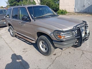 Selling Ford Explorer, 2000, gasoline-gas (methane), аutomatic. PMR car market, Tiraspol. 