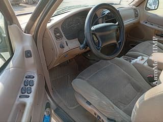 Selling Ford Explorer, 2000, gasoline-gas (methane), аutomatic. PMR car market, Tiraspol. 