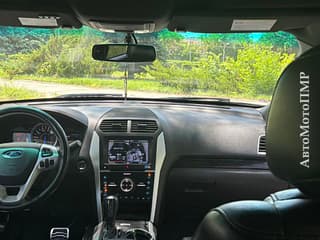Vând Ford Explorer, 2014, benzină-gaz (metan), automata. Piata auto Pridnestrovie, Tiraspol. AutoMotoPMR.
