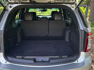 Vând Ford Explorer, 2014, benzină-gaz (metan), automata. Piata auto Pridnestrovie, Tiraspol. AutoMotoPMR.