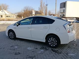 Тайота приус гибрид газ метан на обмен пишите 77751188 ватсап телеграм