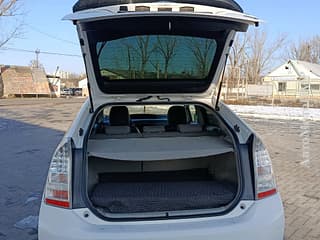 Тайота приус гибрид газ метан на обмен пишите 77751188 ватсап телеграм