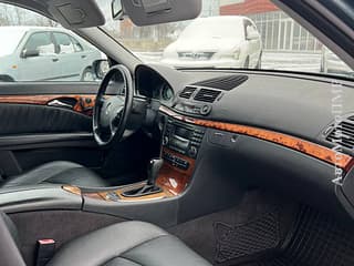 Шикарный мерседес 211 можно на обмен пишите Тирасполь