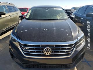 Продам Volkswagen Passat, 2020 г.в., бензин, автомат. Авторынок ПМР, Тирасполь. АвтоМотоПМР.