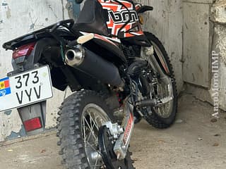  Motocicleta enduro, 200 cm³, Tiraspol