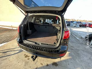 Хундай сантафе на автомате можно на обмен пишите 77751188