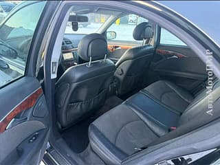 Мерседес 211 хорошая комплектация на обмен пишите 77751188 ватсап телеграм