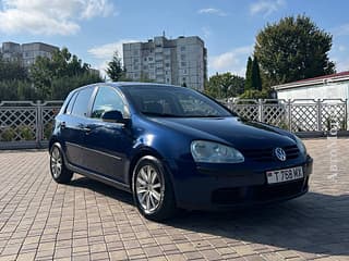 Selling Volkswagen Golf, 2006 made in, diesel, machine. PMR car market, Tiraspol. 