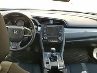 Selling Honda Civic, 2017 made in, petrol, mechanics. PMR car market, Tiraspol. 