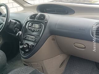 Продам Renault Scenic, 2003, бензин, механика. Авторынок ПМР, Тирасполь. АвтоМотоПМР.