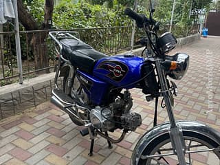 Продам мопед Альфа на полном ходу то страховка есть. Мotorete și Scutere