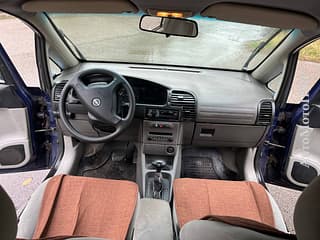 Vând Opel Zafira, 2005, diesel, automata. Piata auto Pridnestrovie, Tiraspol. AutoMotoPMR.