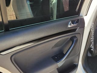 Selling Volkswagen Golf, 2013, diesel, mechanics. PMR car market, Tiraspol. 