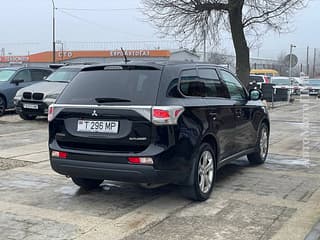 Митсубиси оутлендер в отличном состоянии пишите на ватсап 77751188 телеграм