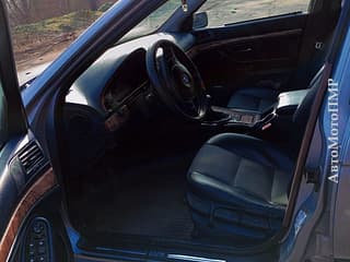 Vând BMW 5 Series, 2001, benzină-gaz (metan), manuala. Piata auto Pridnestrovie, Tiraspol. AutoMotoPMR.