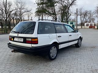 Vinde Volkswagen Passat, 1990 a.f., benzină-gaz (metan), mecanica. Piata auto Transnistria, Tiraspol. AutoMotoPMR.